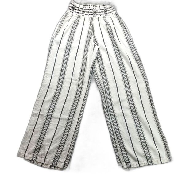 Pants - Happily Grey Linen/Rayon Wide Leg Pant Women's XL. White with Grey Stripes......